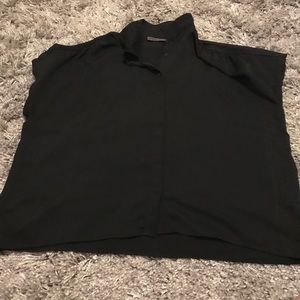 Women’s black boxy shirt